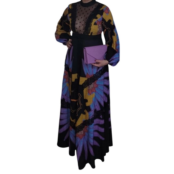 Dress - Picture 5 of 5